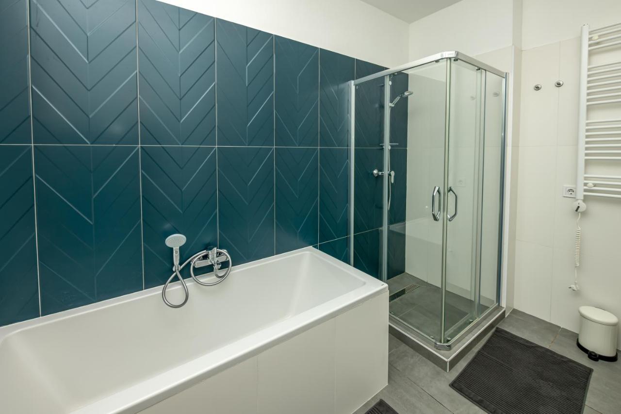 Lovag 12 Terrace Designer Home Budapest Bagian luar foto